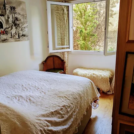 Апартаменты Avec Balcon Proche De Montmartre *